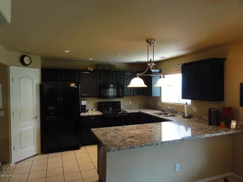 1925 E Aire Libre Ave, Phoenix, AZ 85022 photo 10