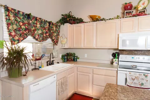 886 E Jasper Dr, Gilbert, AZ 85296 photo 8
