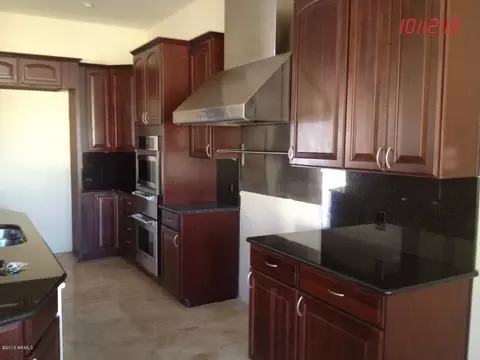 4402 E Marion Way, Phoenix, AZ 85018 photo 2