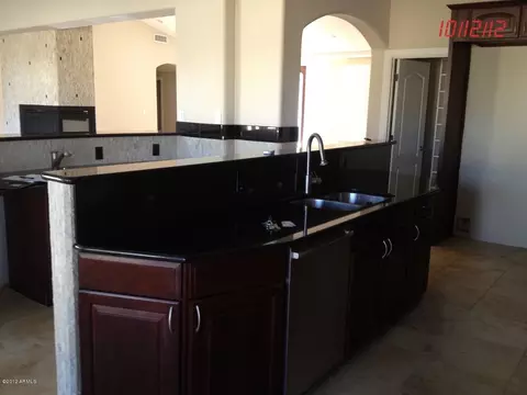 4402 E Marion Way, Phoenix, AZ 85018 photo 3