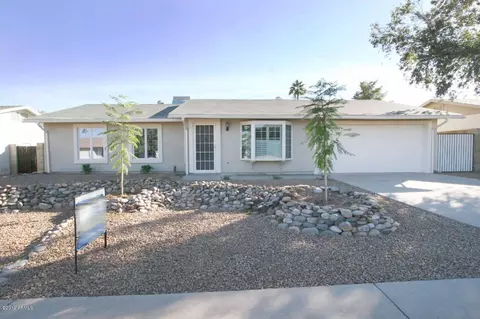 4045 E Sacaton St, Phoenix, AZ 85044 photo 1