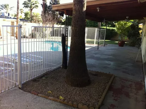 3930 E Mercer Ln, Phoenix, AZ 85028 photo 11