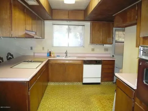 3922 E Becker Ln, Phoenix, AZ 85028 photo 16