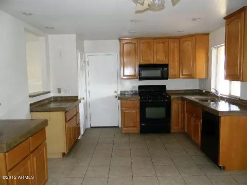 4155 E Beryl Ave, Phoenix, AZ 85028 photo 2