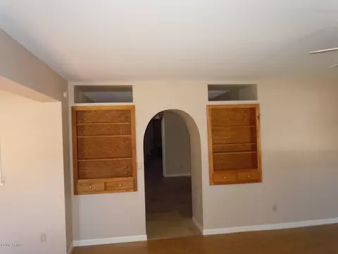 3101 W Crocus Dr, Phoenix, AZ 85053 photo 4