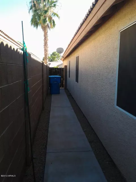 2240 E Aire Libre Ave, Phoenix, AZ 85022 photo 19