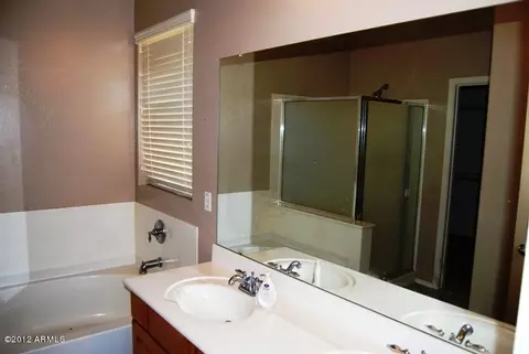 1464 E Azalea Dr, Gilbert, AZ 85298 photo 3