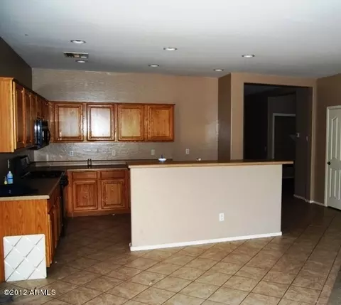 1464 E Azalea Dr, Gilbert, AZ 85298 photo 2