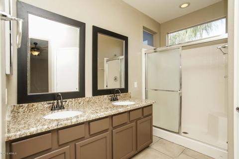 644 E Cantebria Dr, Gilbert, AZ 85296 photo 14