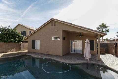 644 E Cantebria Dr, Gilbert, AZ 85296 photo 4