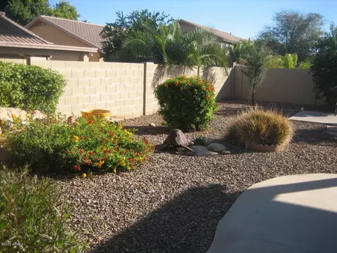 528 E Gail Dr, Gilbert, AZ 85296 photo 2