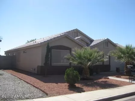 811 E Amabisca Cir, Buckeye, AZ 85326 photo 2