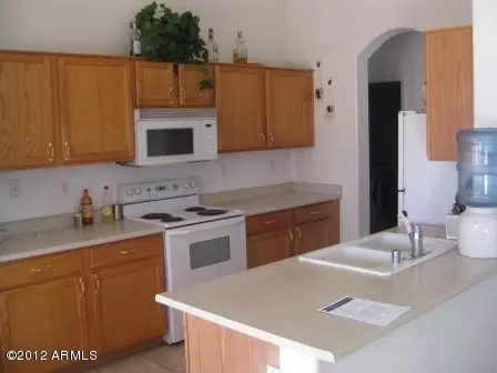 811 E Amabisca Cir, Buckeye, AZ 85326 photo 4