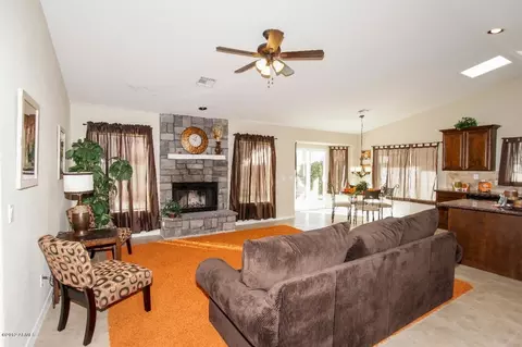 6355 E Grandview St, Mesa, AZ 85205 photo 3