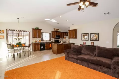 6355 E Grandview St, Mesa, AZ 85205 photo 4