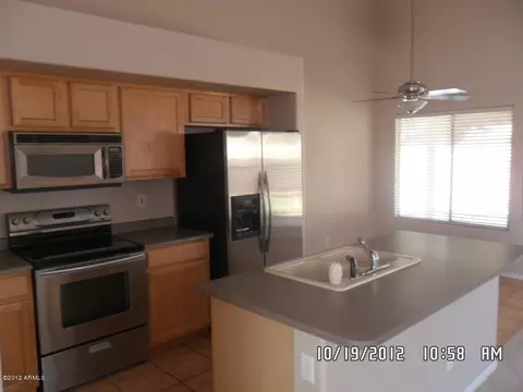 2132 E Willow Wick Rd, Gilbert, AZ 85296 photo 5