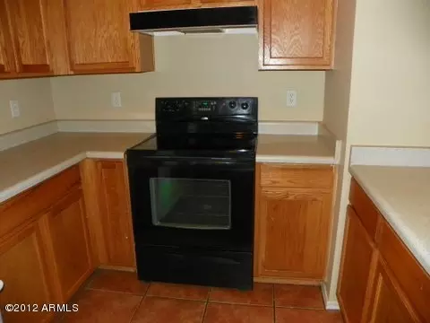 8930 W Avalon Dr, Phoenix, AZ 85037 photo 2