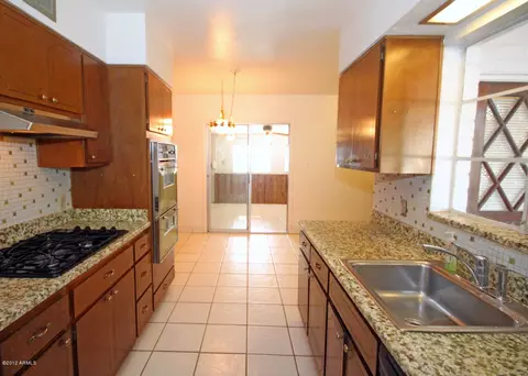 4201 E Flower St, Phoenix, AZ 85018 photo 8