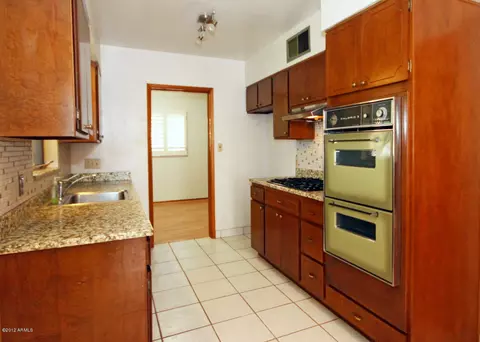 4201 E Flower St, Phoenix, AZ 85018 photo 10