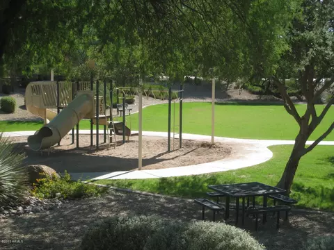 688 S Jacob St, Gilbert, AZ 85296 photo 2