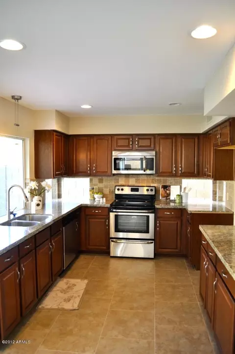 3240 E Tanglewood Dr, Phoenix, AZ 85048 photo 9