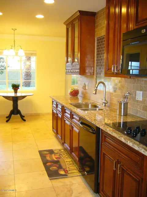 4646 E Cambridge Ave, Phoenix, AZ 85008 photo 5