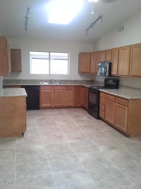 1045 N Roadrunner Rd, Apache Junction, AZ 85119 photo 4