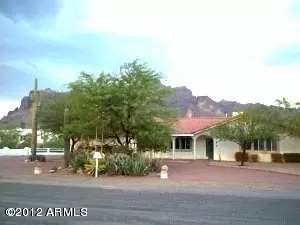 1045 N Roadrunner Rd, Apache Junction, AZ 85119 photo 1