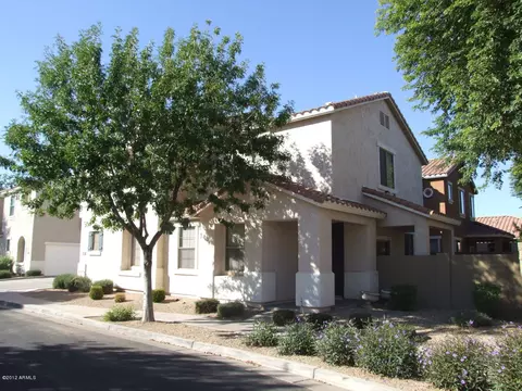 834 S Colonial Dr, Gilbert, AZ 85296 photo 1