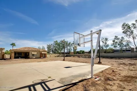 4625 E Clinton St, Phoenix, AZ 85028 photo 30