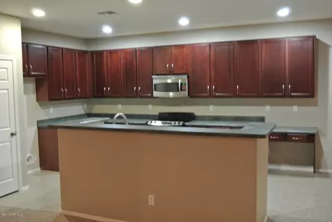 1427 E Ian Dr, Phoenix, AZ 85042 photo 3