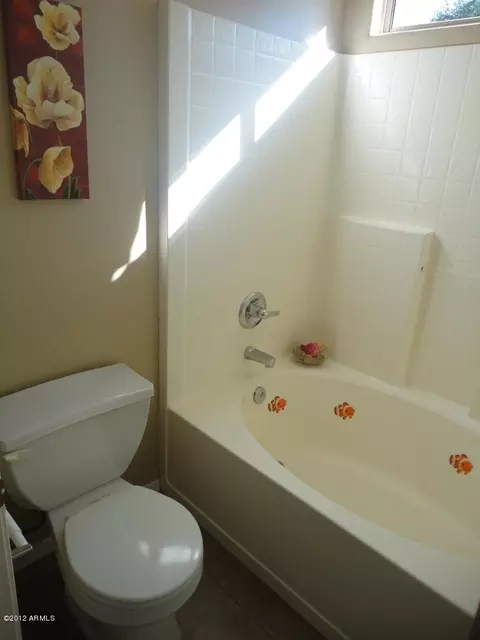 3327 E Woodside Way, Gilbert, AZ 85297 photo 9