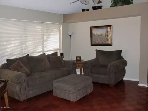 1545 E Laurel Ave, Gilbert, AZ 85234 photo 3