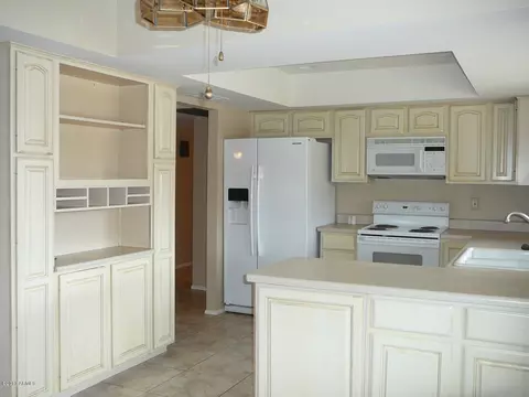 3907 S River Dr, Tempe, AZ 85282 photo 12
