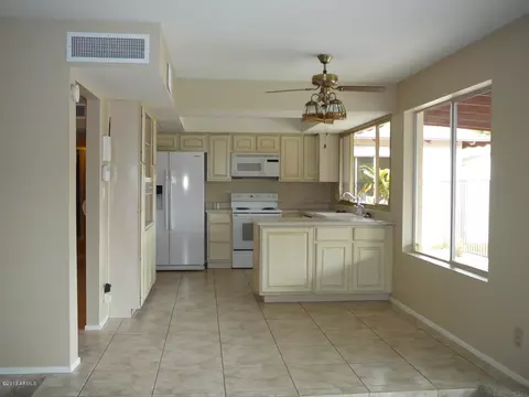 3907 S River Dr, Tempe, AZ 85282 photo 11