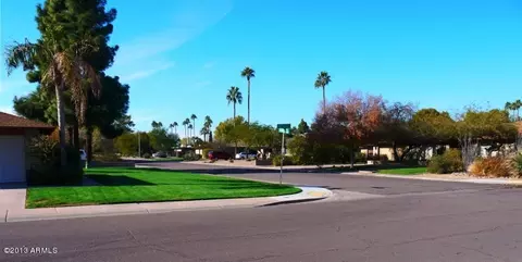 3907 S River Dr, Tempe, AZ 85282 photo 6