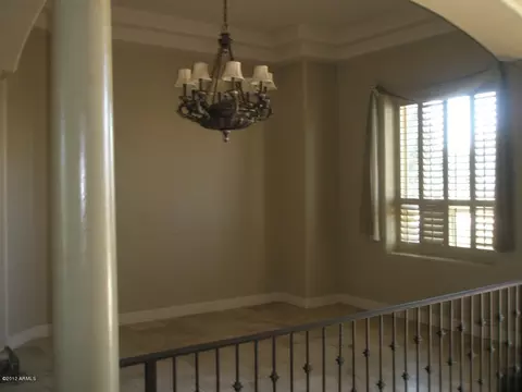 279 S 162nd St, Gilbert, AZ 85296 photo 2