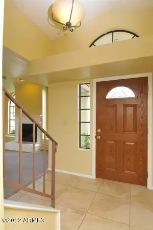 1725 E Oak Harbor Dr, Gilbert, AZ 85234 photo 2