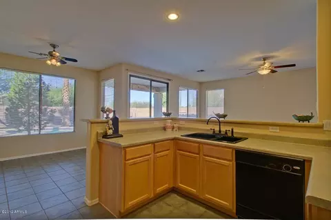 2594 S Seton Ave, Gilbert, AZ 85295 photo 10