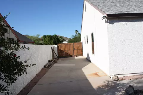 4609 E Pearce Rd, Phoenix, AZ 85044 photo 18
