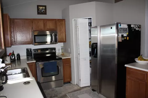 4609 E Pearce Rd, Phoenix, AZ 85044 photo 11