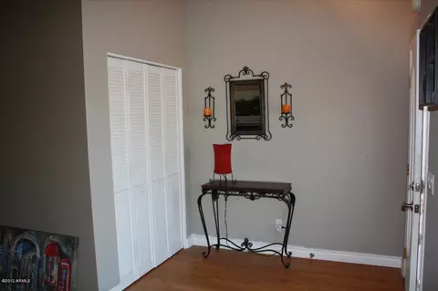 4609 E Pearce Rd, Phoenix, AZ 85044 photo 4