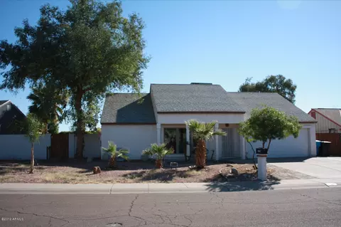 4609 E Pearce Rd, Phoenix, AZ 85044 photo 1