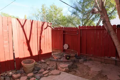 530 E Purdue Ave, Phoenix, AZ 85020 photo 5