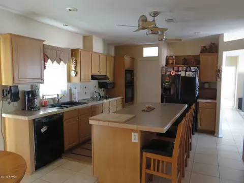 2325 W Tepee St, Apache Junction, AZ 85120 photo 9