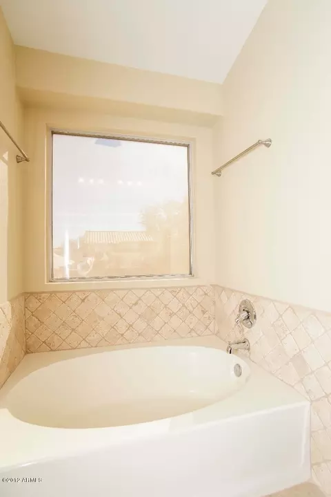 1463 E Comstock Dr, Gilbert, AZ 85296 photo 13