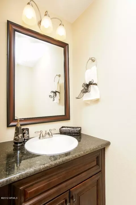 1463 E Comstock Dr, Gilbert, AZ 85296 photo 7