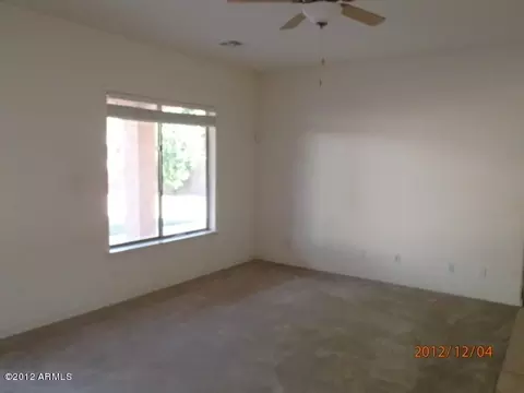 924 E Julian Dr, Gilbert, AZ 85295 photo 2