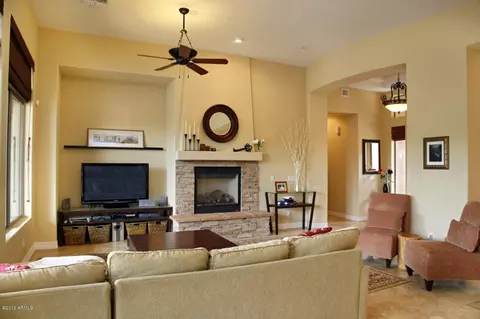 2122 E Beth Dr, Phoenix, AZ 85042 photo 8