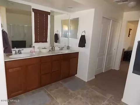 2252 S Buckaroo Trl, Gilbert, AZ 85295 photo 12